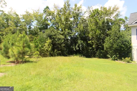 202 Drayton CIR