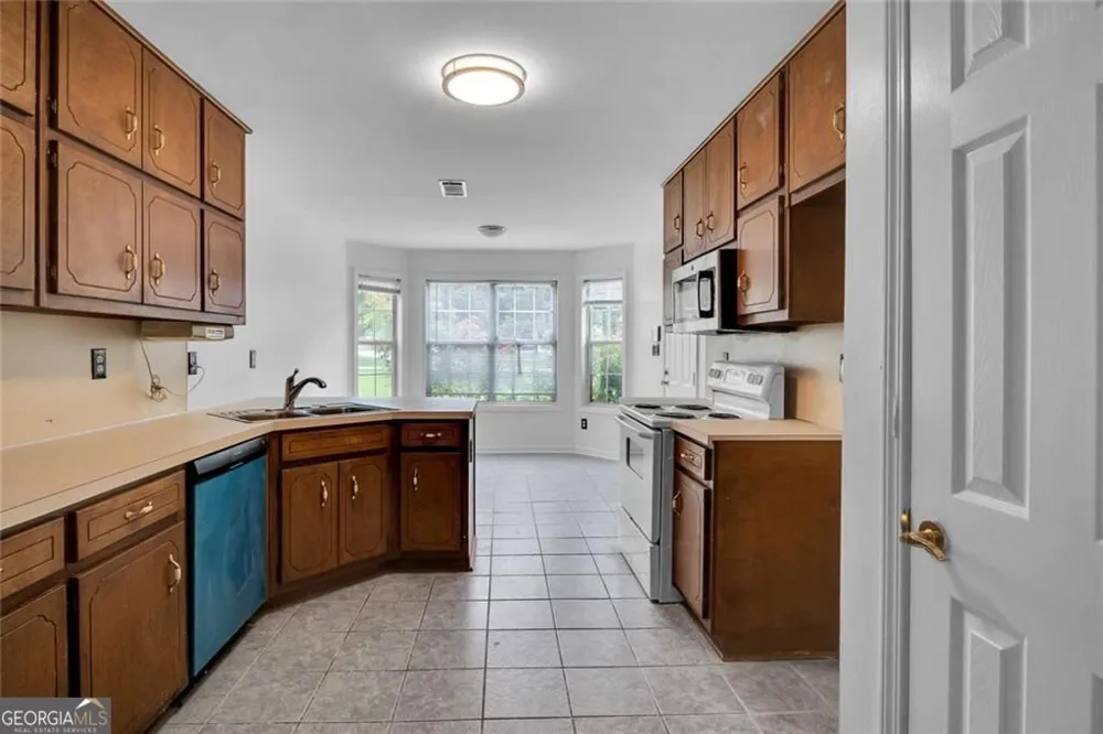 401 Crosshaven WAY McDonough, GA 30253