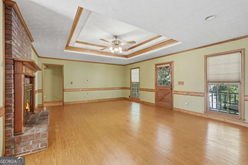 724 Clarke TRL Dacula, GA 30019