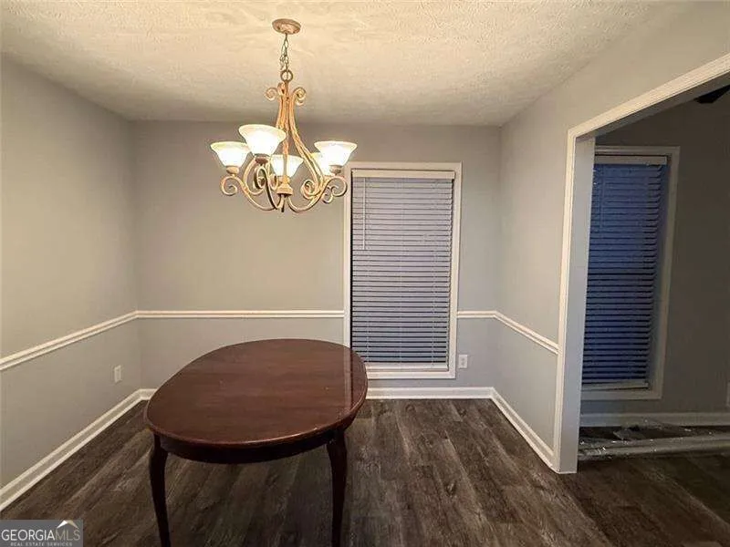 2707 HAWK DR NE Marietta, GA 30066