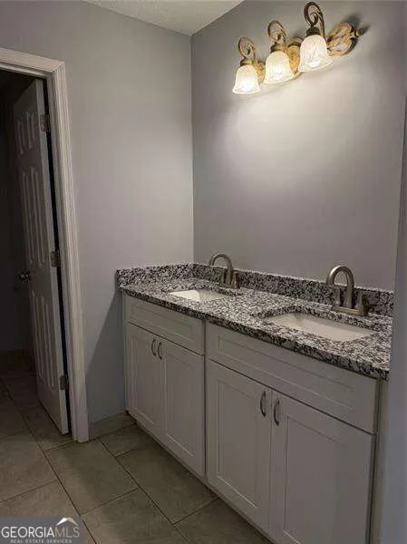 2707 HAWK DR NE Marietta, GA 30066