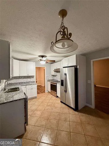 2707 HAWK DR NE Marietta, GA 30066