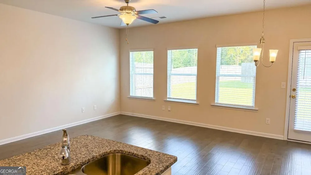 3472 Lakeview CRK Lithonia, GA 30038