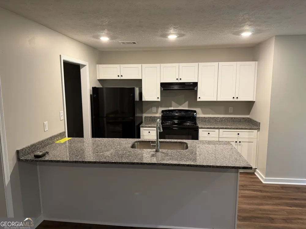 613 Blue Flag LN Fairburn, GA 30213