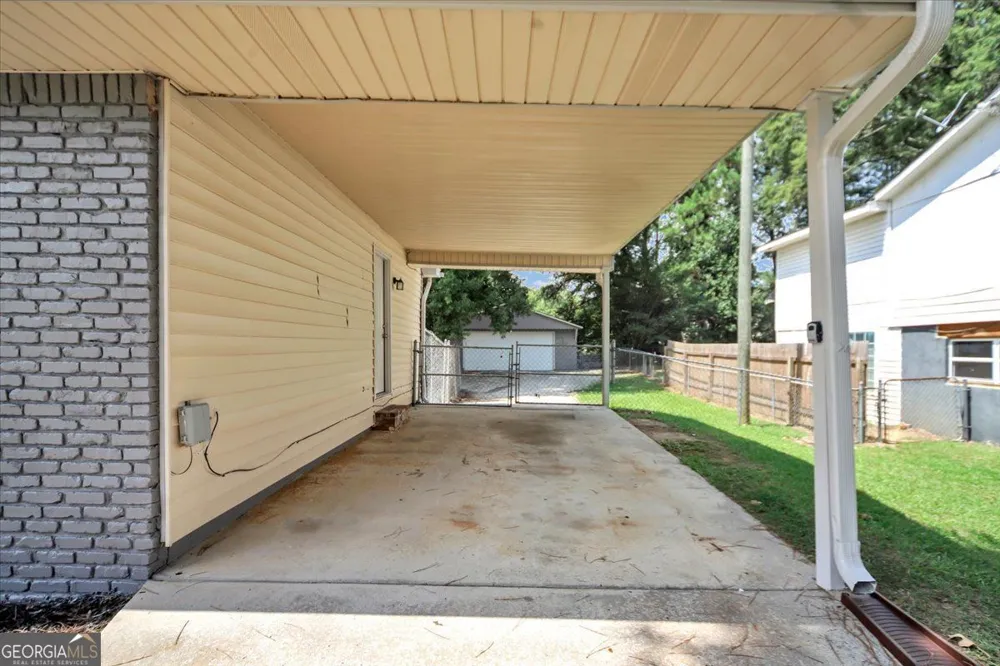 139 Caldwell DR Hampton, GA 30228