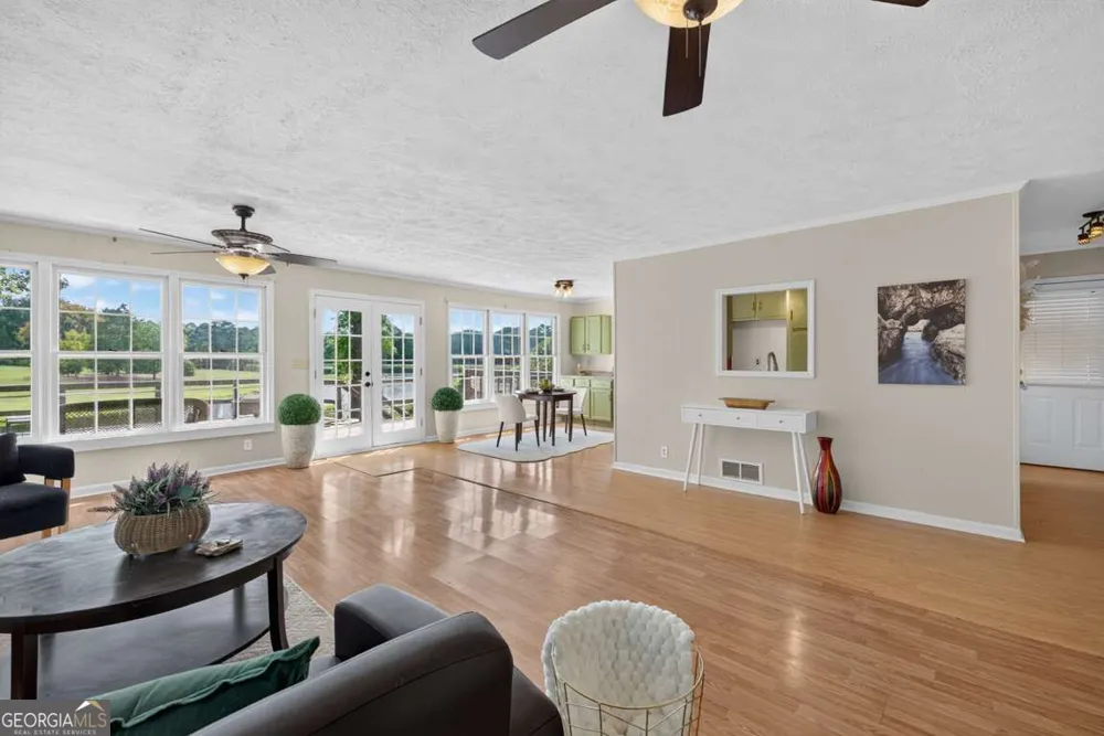 976 SW Walker Lake RD Conyers, GA 30094