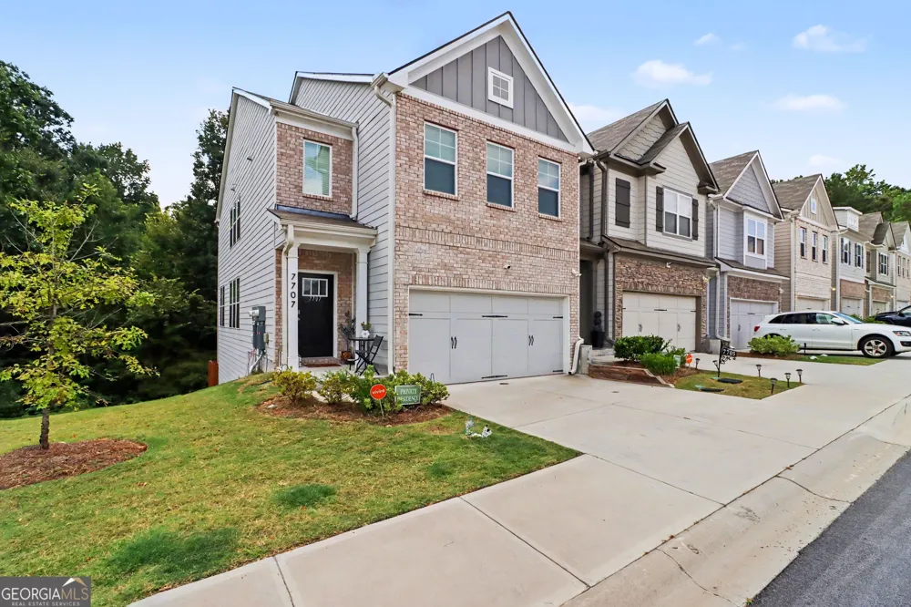 7707 Baron RD Fairburn, GA 30213