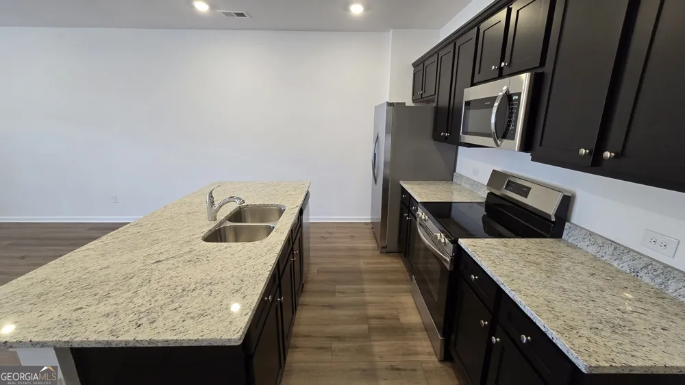 209 Kenoot DR McDonough, GA 30253