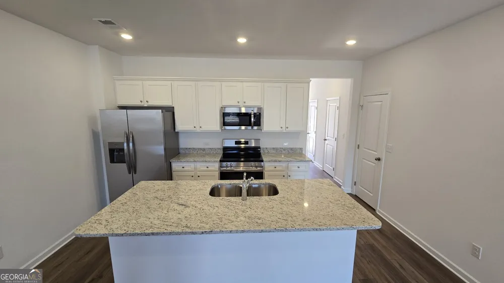 209 Kenoot DR McDonough, GA 30253