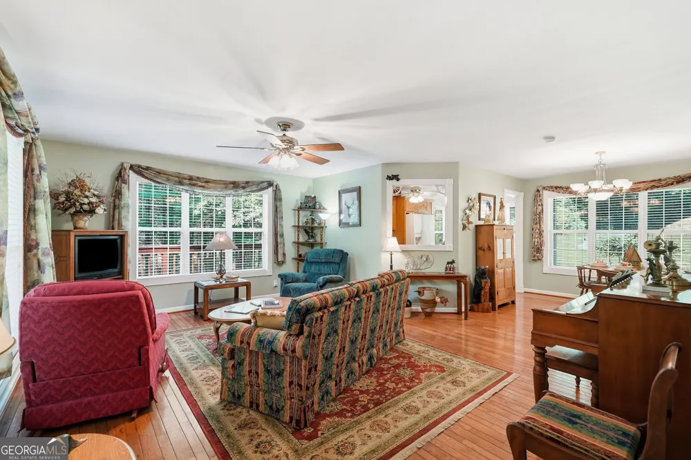 4126 Zion Hill RD Ellijay, GA 30540