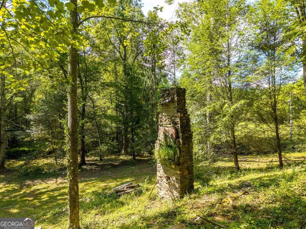 4126 Zion Hill RD Ellijay, GA 30540