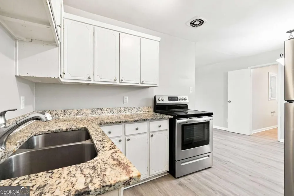 6631 Baldwin CT Riverdale, GA 30274