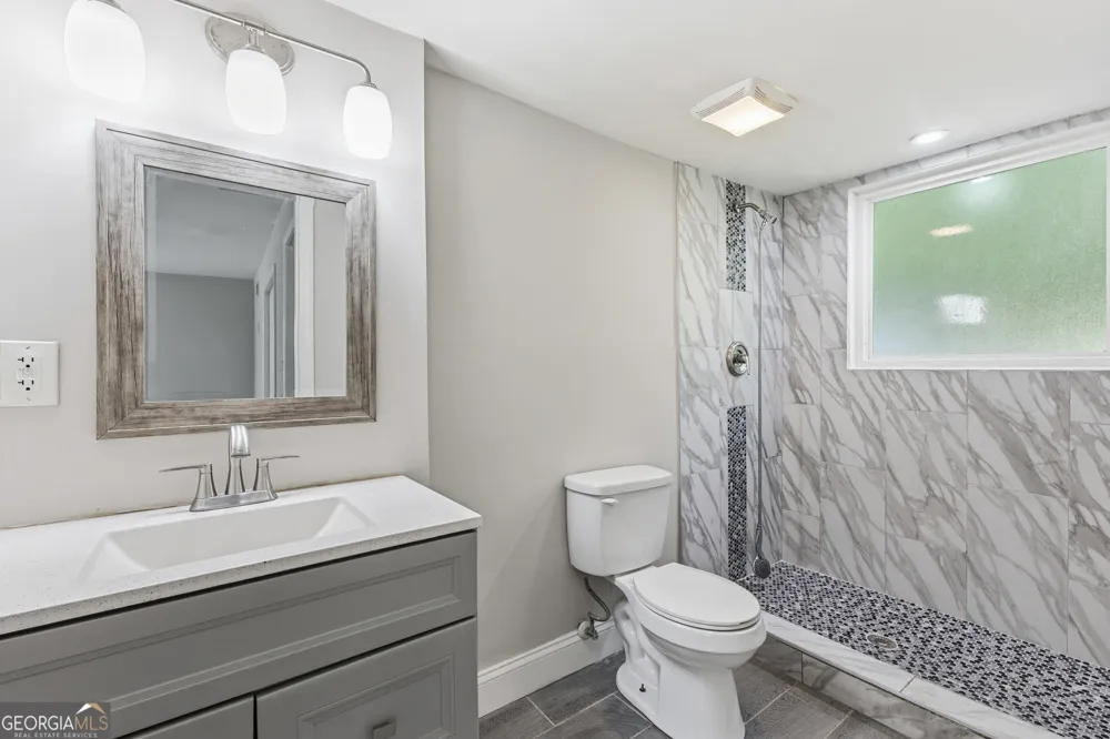 2247 Green Forrest DR Decatur, GA 30032