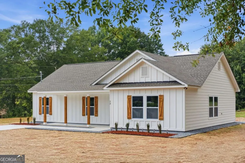 72 Hunt ST Hiram, GA 30141