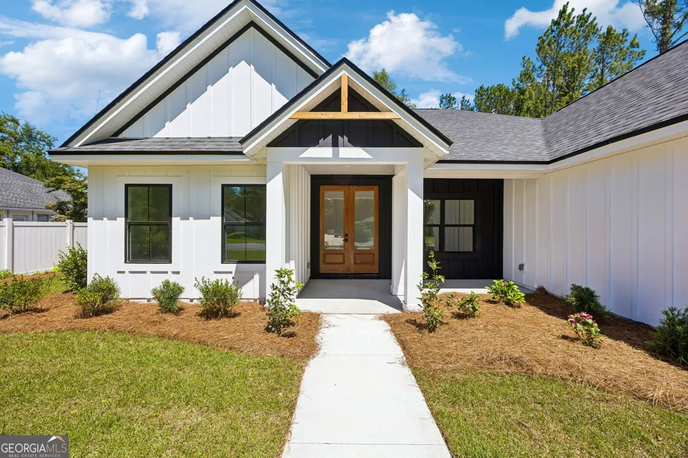 102 Tidewater CIR Kingsland, GA 31548