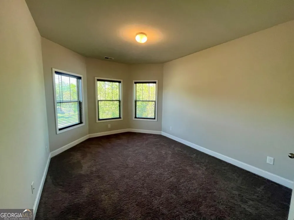 9081 Dawes XING McDonough, GA 30252