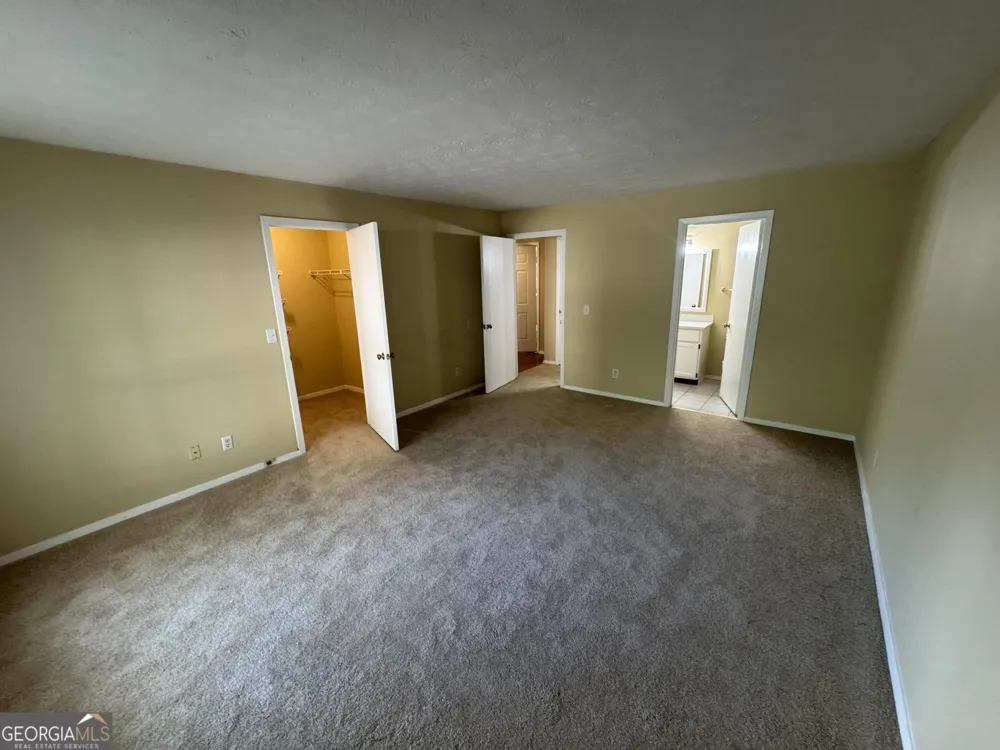 5528 Mountain Springs CIR Stone Mountain, GA 30088