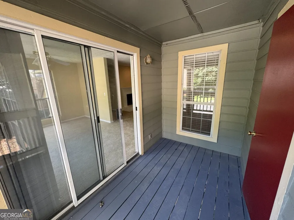 5528 Mountain Springs CIR Stone Mountain, GA 30088