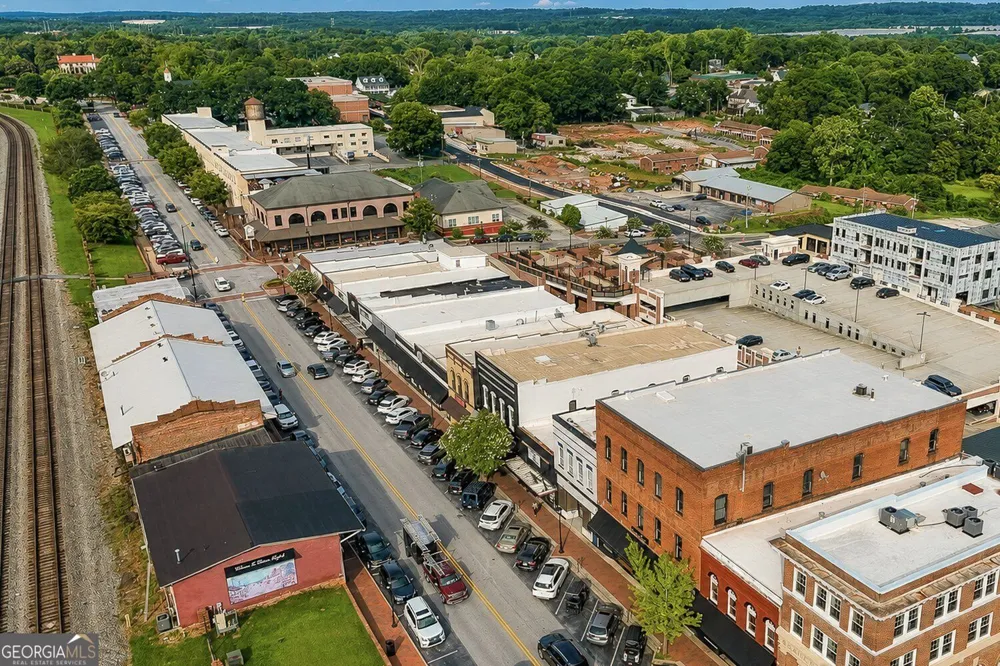 15 E Main ST NE Buford, GA 30518