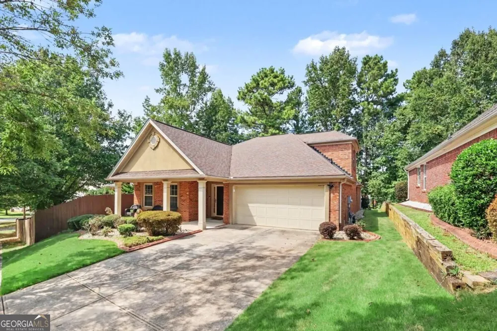 8001 Gossamer DR Fairburn, GA 30213