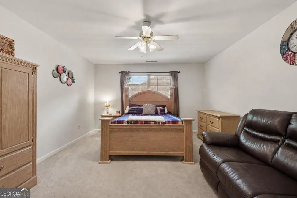 8001 Gossamer DR Fairburn, GA 30213