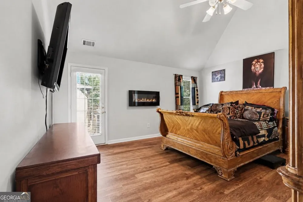8001 Gossamer DR Fairburn, GA 30213