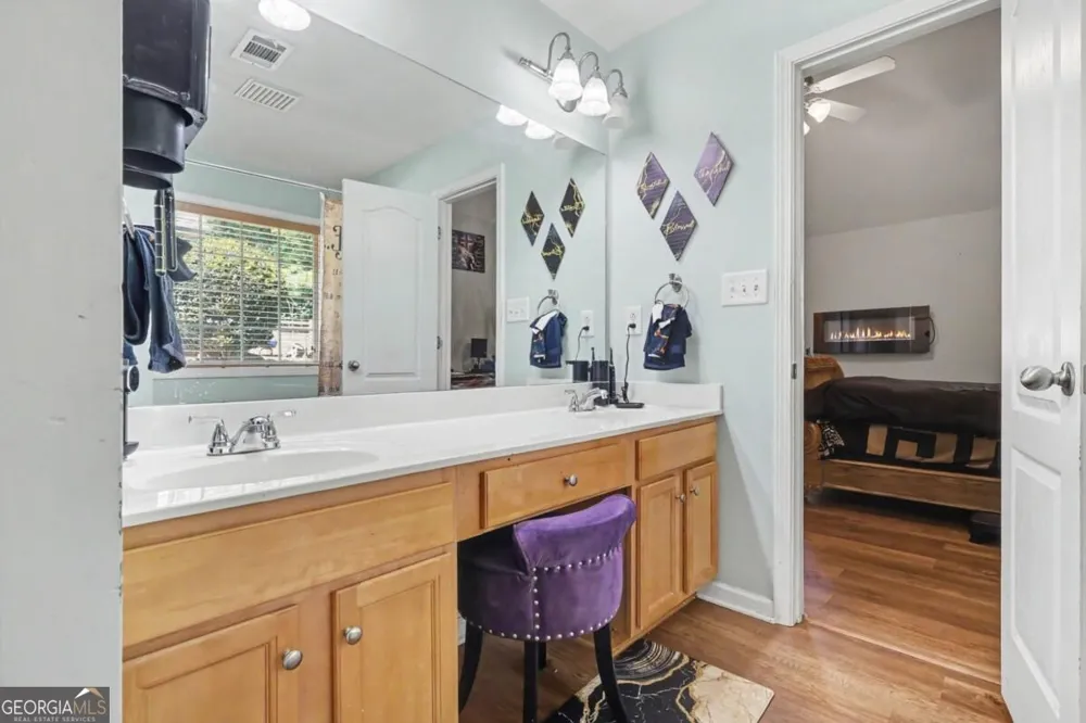 8001 Gossamer DR Fairburn, GA 30213