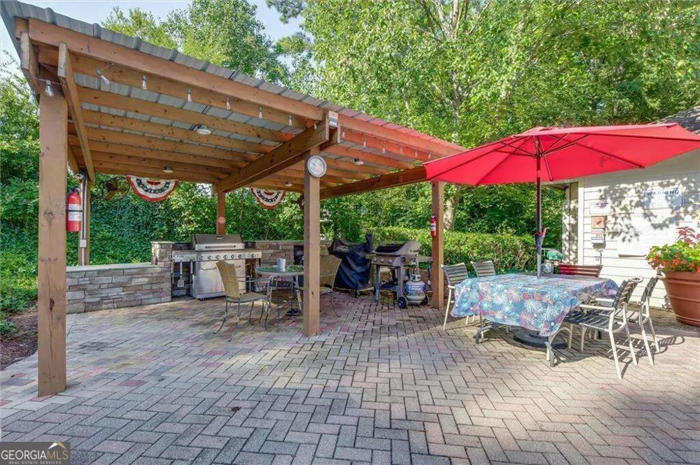 1250 Parkwood CIR SE Atlanta, GA 30339