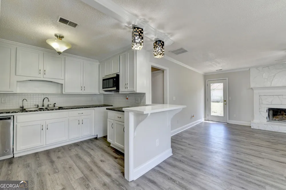 2725 Milton Bryan DR Loganville, GA 30052
