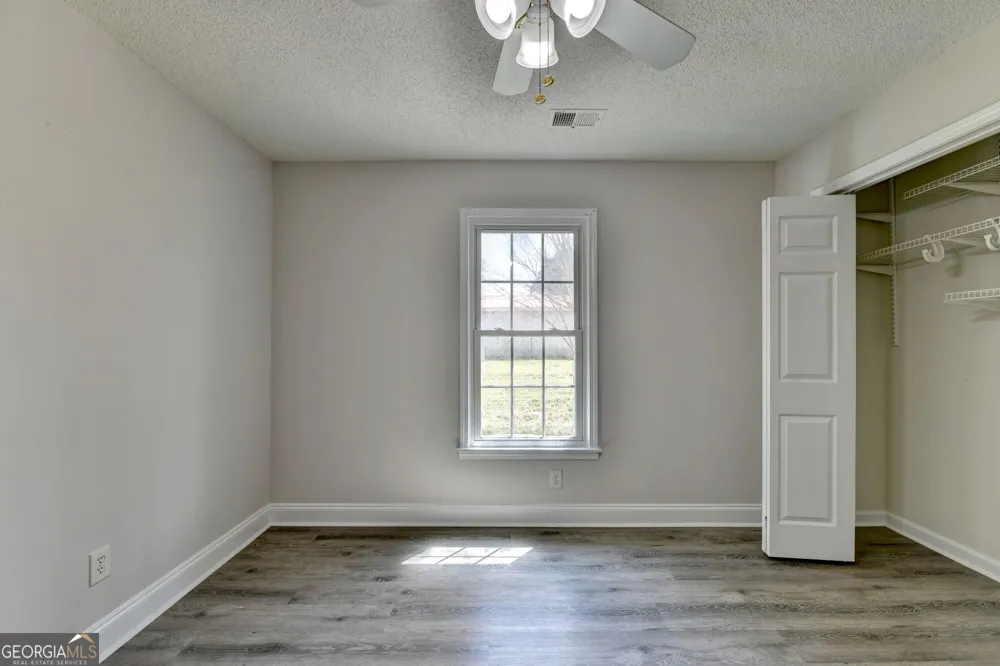 2725 Milton Bryan DR Loganville, GA 30052