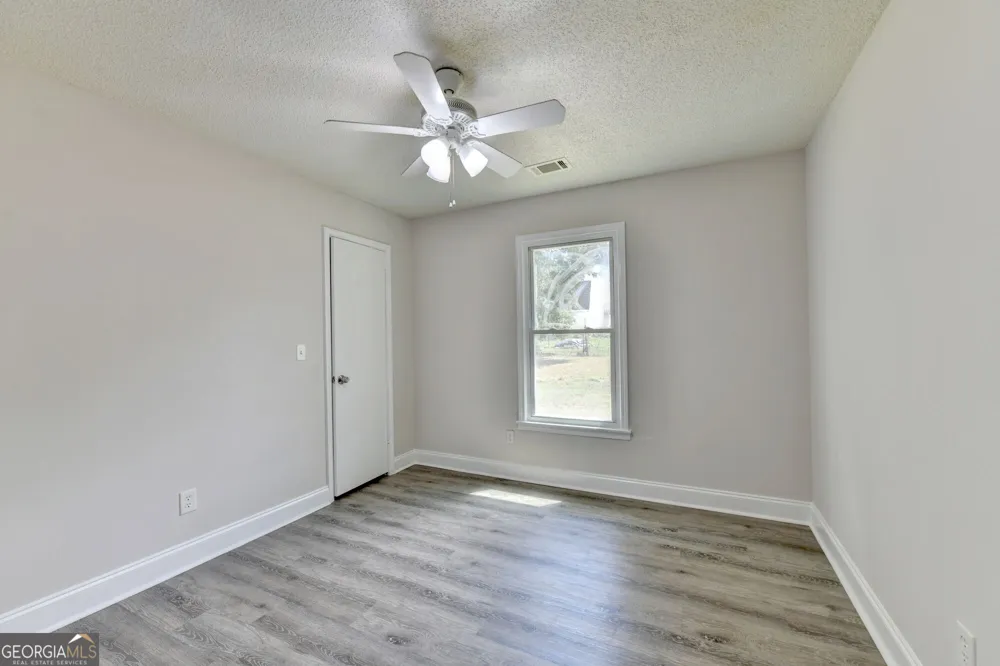 2725 Milton Bryan DR Loganville, GA 30052