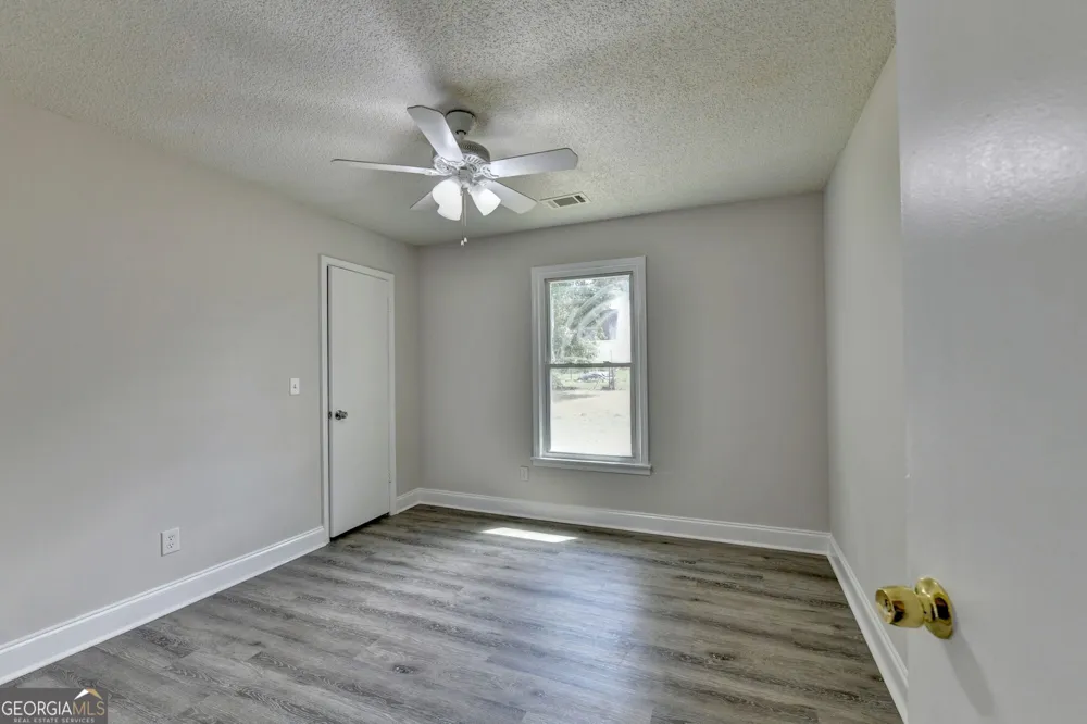 2725 Milton Bryan DR Loganville, GA 30052