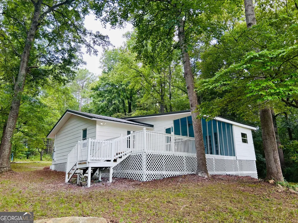 122 Flat Rock Rd Eatonton, GA 31024