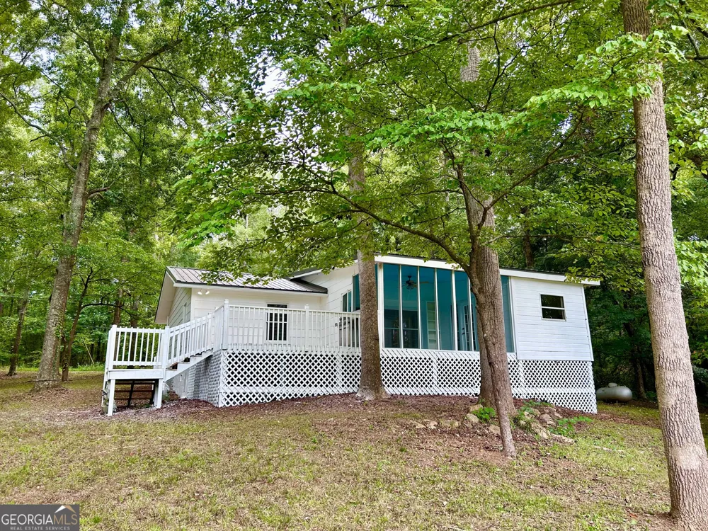 122 Flat Rock Rd Eatonton, GA 31024