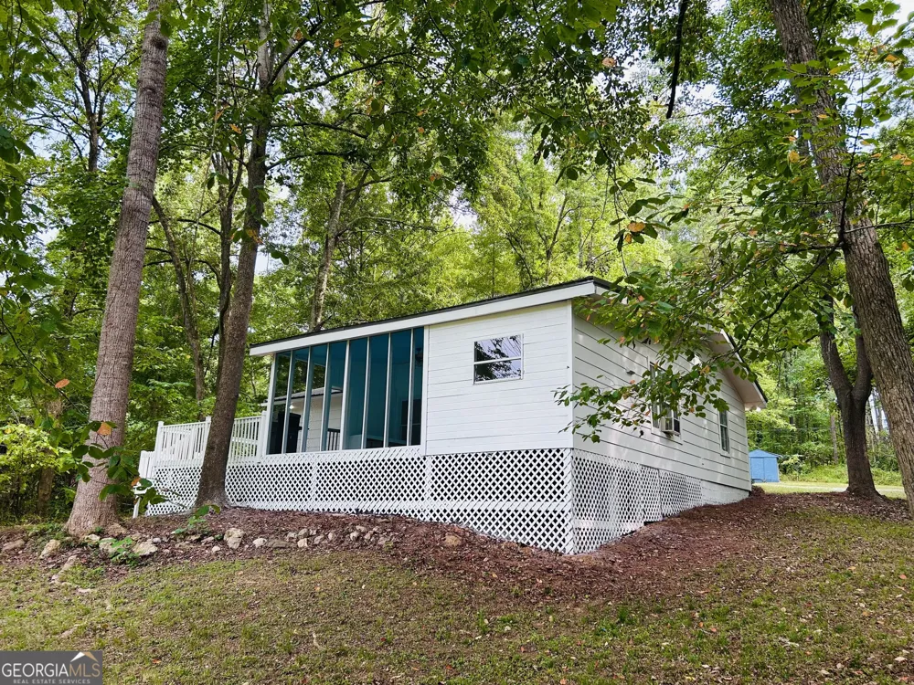 122 Flat Rock Rd Eatonton, GA 31024