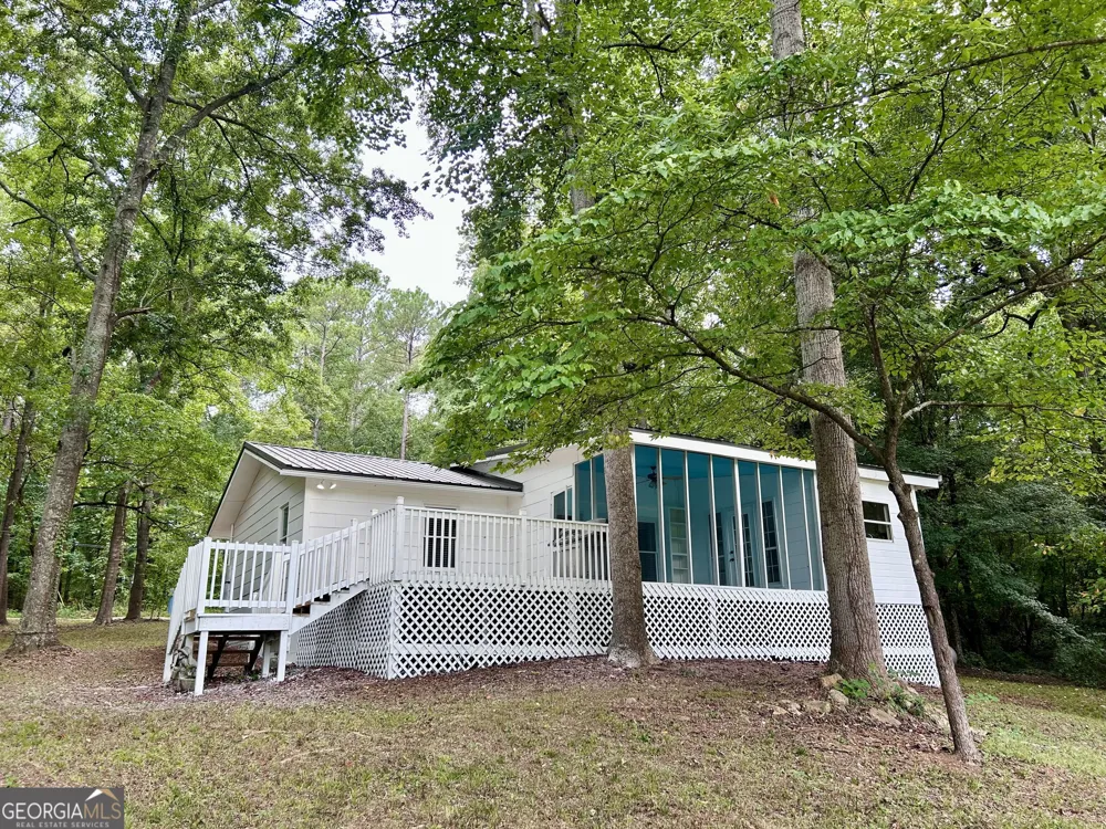 122 Flat Rock Rd Eatonton, GA 31024