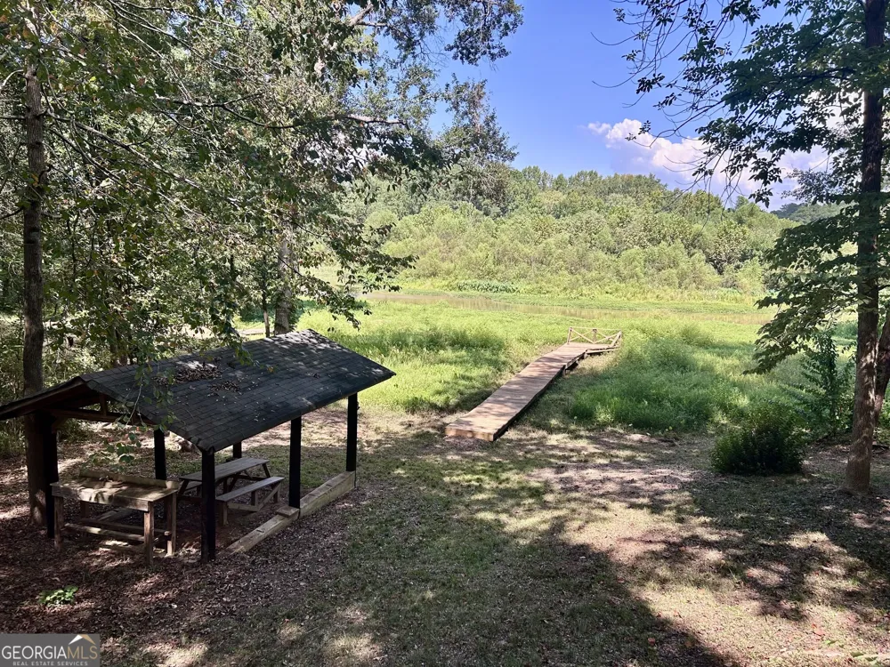 122 Flat Rock Rd Eatonton, GA 31024