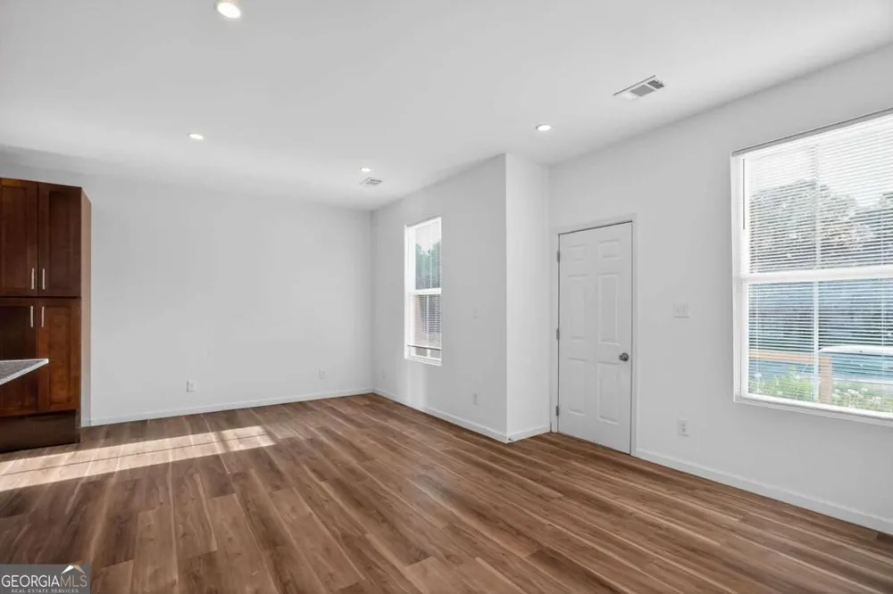 4011 Redan RD Stone Mountain, GA 30083