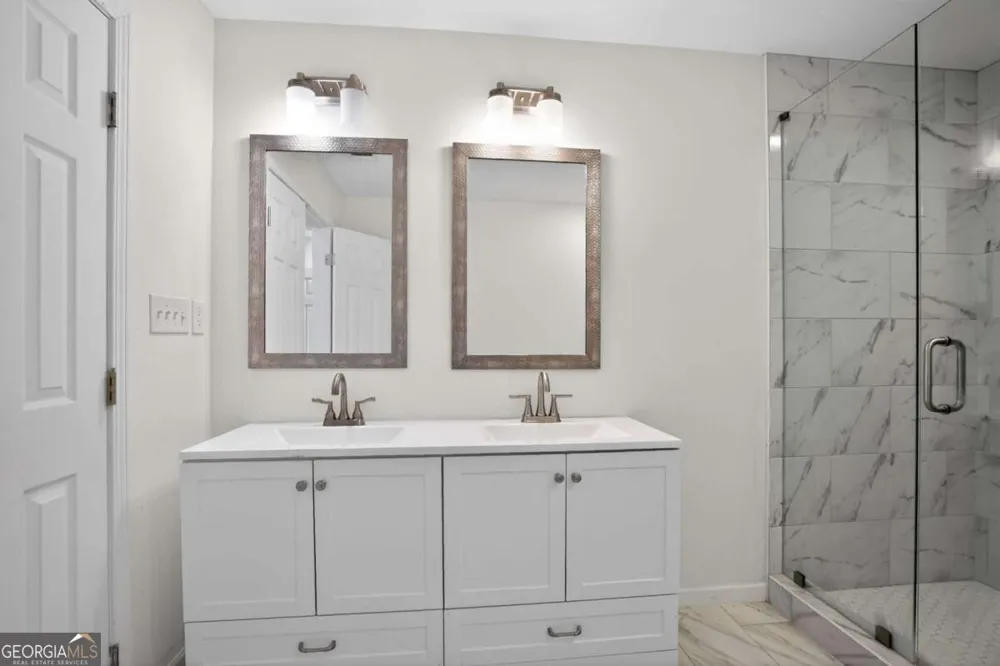 4011 Redan RD Stone Mountain, GA 30083