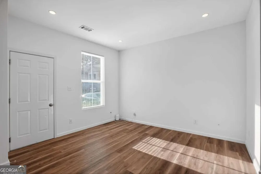 4011 Redan RD Stone Mountain, GA 30083