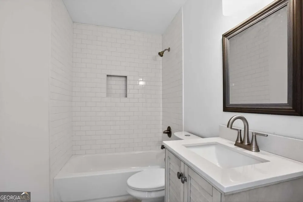 4011 Redan RD Stone Mountain, GA 30083