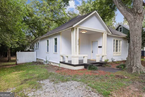 2910 Bradley CIR