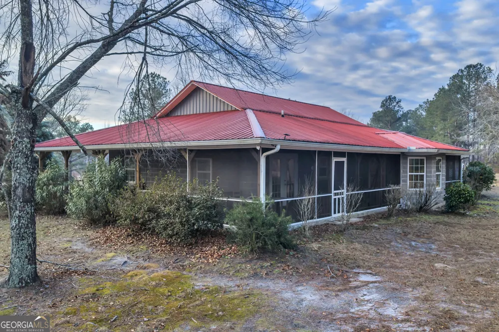 241 Foskey Cemetary RD Adrian, GA 31002