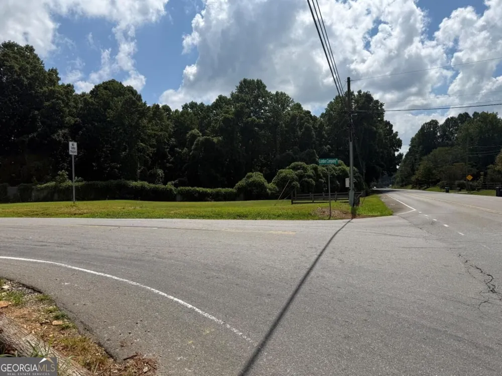 2170 Talking Rock Road Jasper, GA 30143