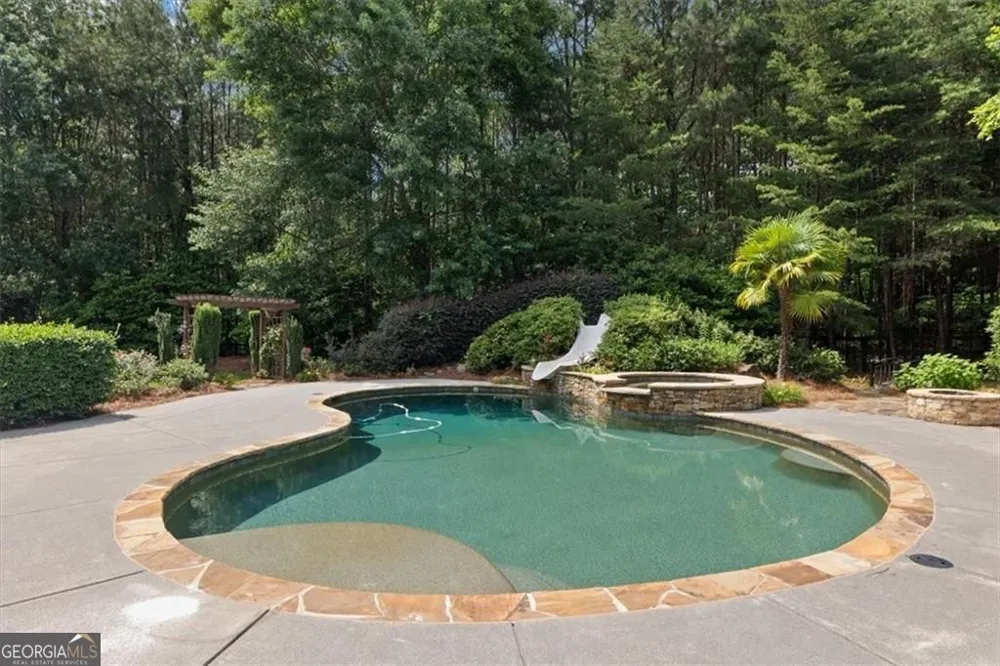 1900 Evergrace DR Milton, GA 30009