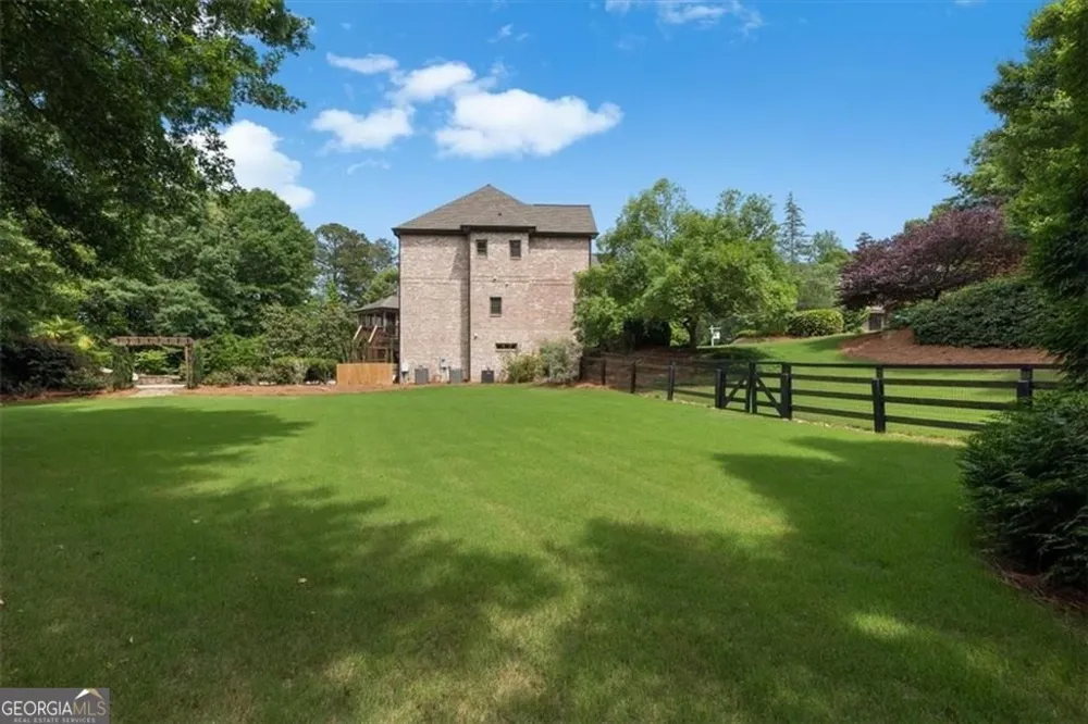 1900 Evergrace DR Milton, GA 30009