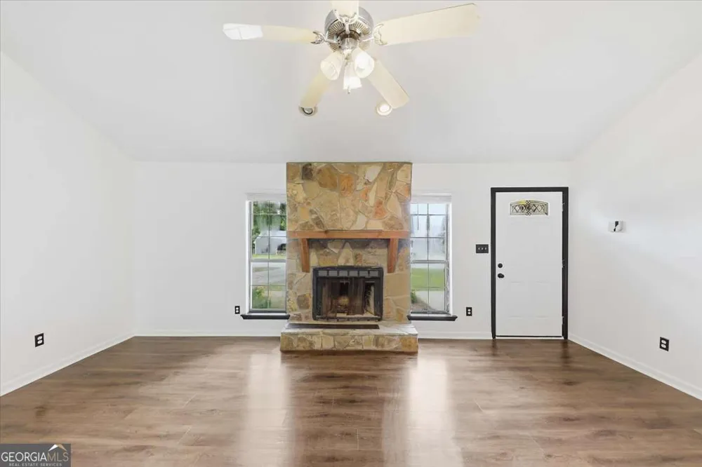 608 Crestmont CT Jonesboro, GA 30238