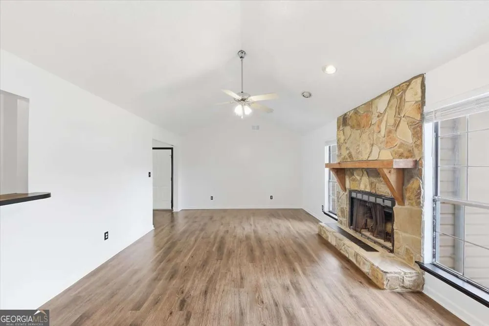 608 Crestmont CT Jonesboro, GA 30238