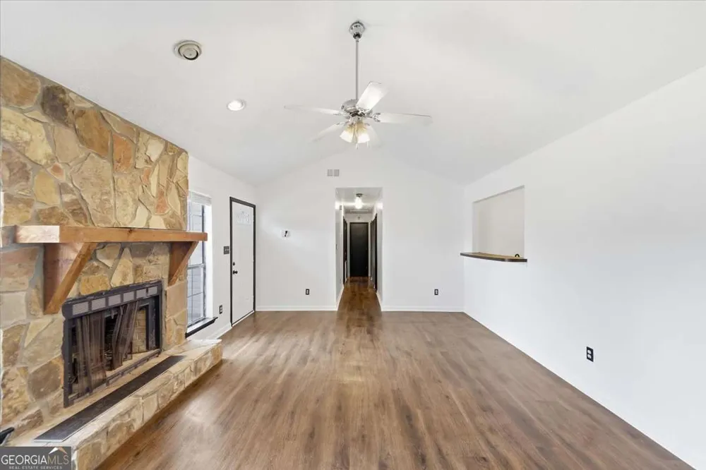608 Crestmont CT Jonesboro, GA 30238