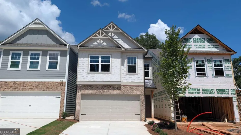 517 Hayes LN Canton, GA 30115